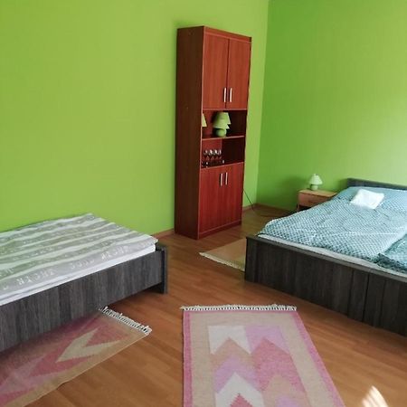 Rokus Apartman Apartment Szeged Exterior photo